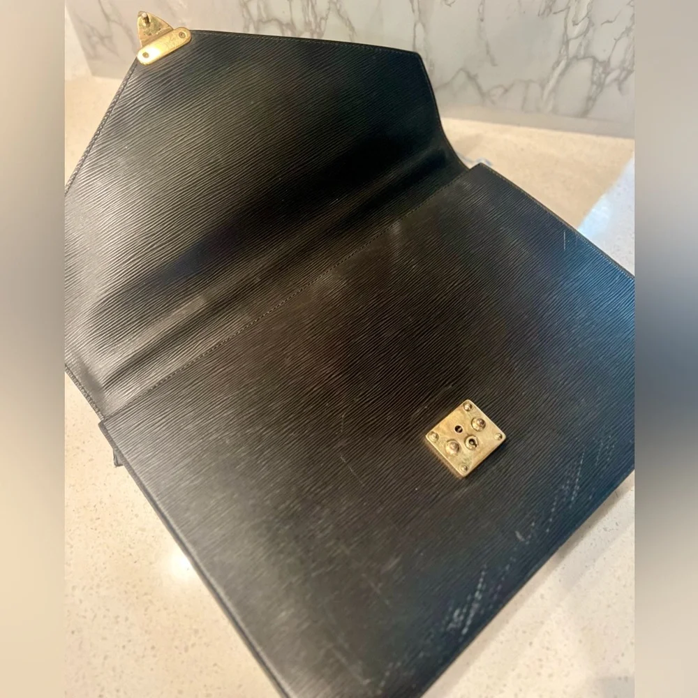 Louis Vuitton Serviette Ambassador Briefcase